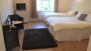 Room - Laburnum House Lodge (Highbridge)