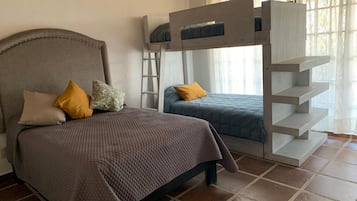 Family House, 3 Bedrooms, Terrace, Lagoon View | 3 bedrooms, individually decorated, soundproofing, iron/ironing board