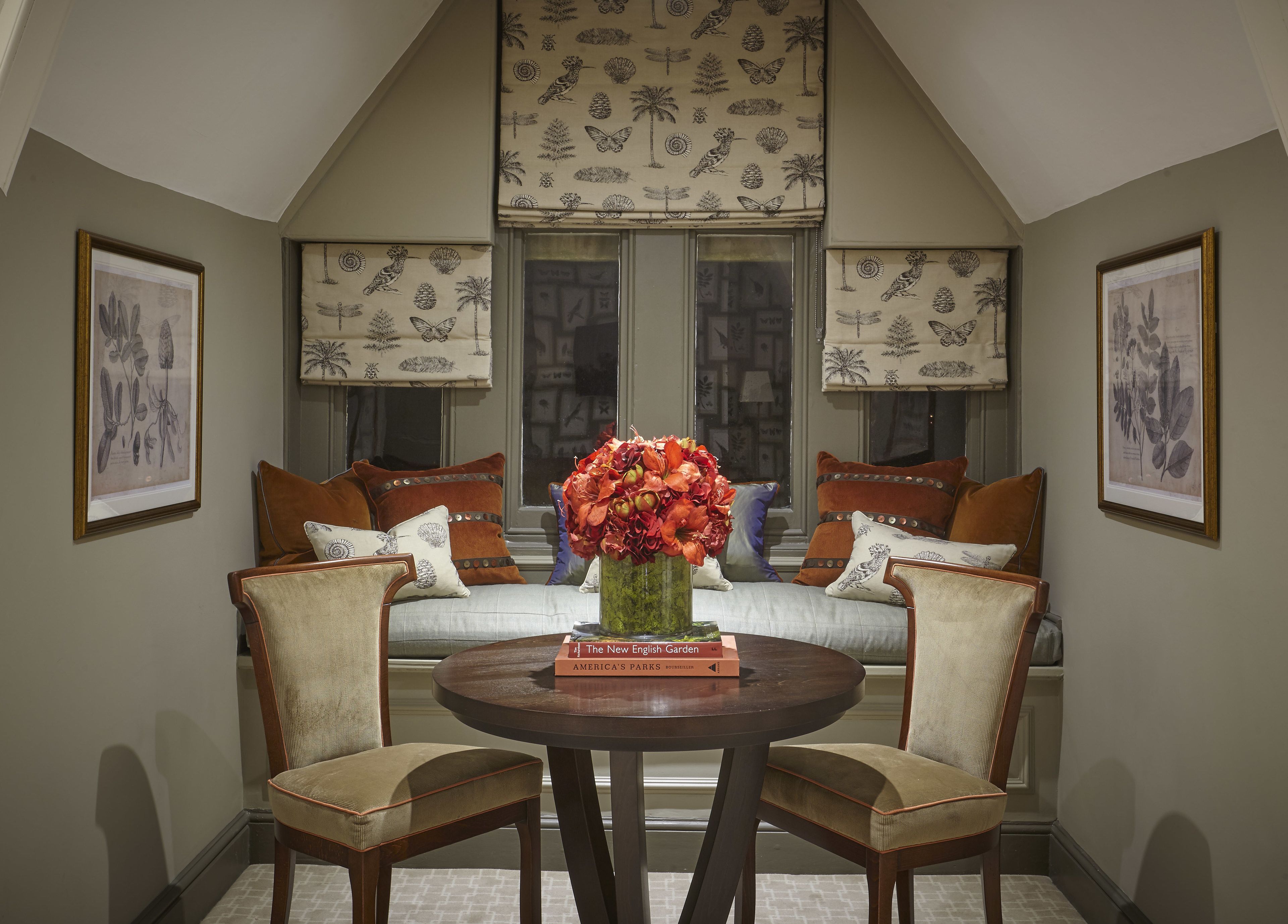 suite | living area | 37-inch lcd tv with digital channels, tv