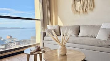 Design Apartment, Lake View | Lake view