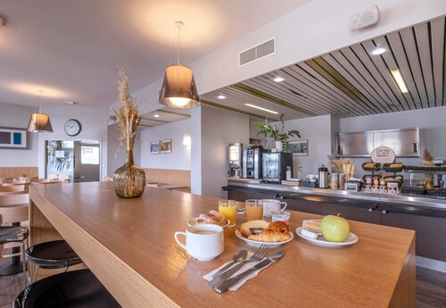 B&B HOTEL La Rochelle Centre