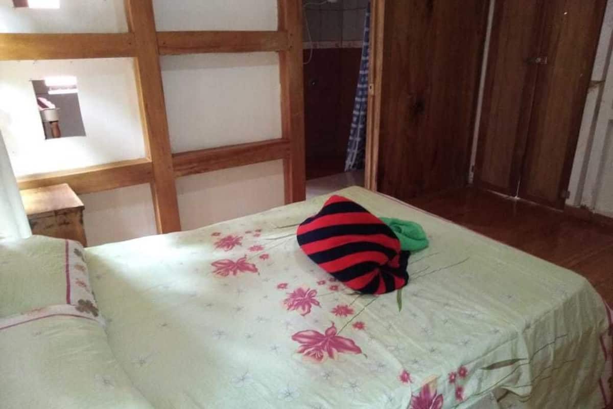 Basic-Haus, 3 Schlafzimmer, Küche, Bergblick | Hochwertige Bettwaren, Zustellbetten, kostenloses WLAN