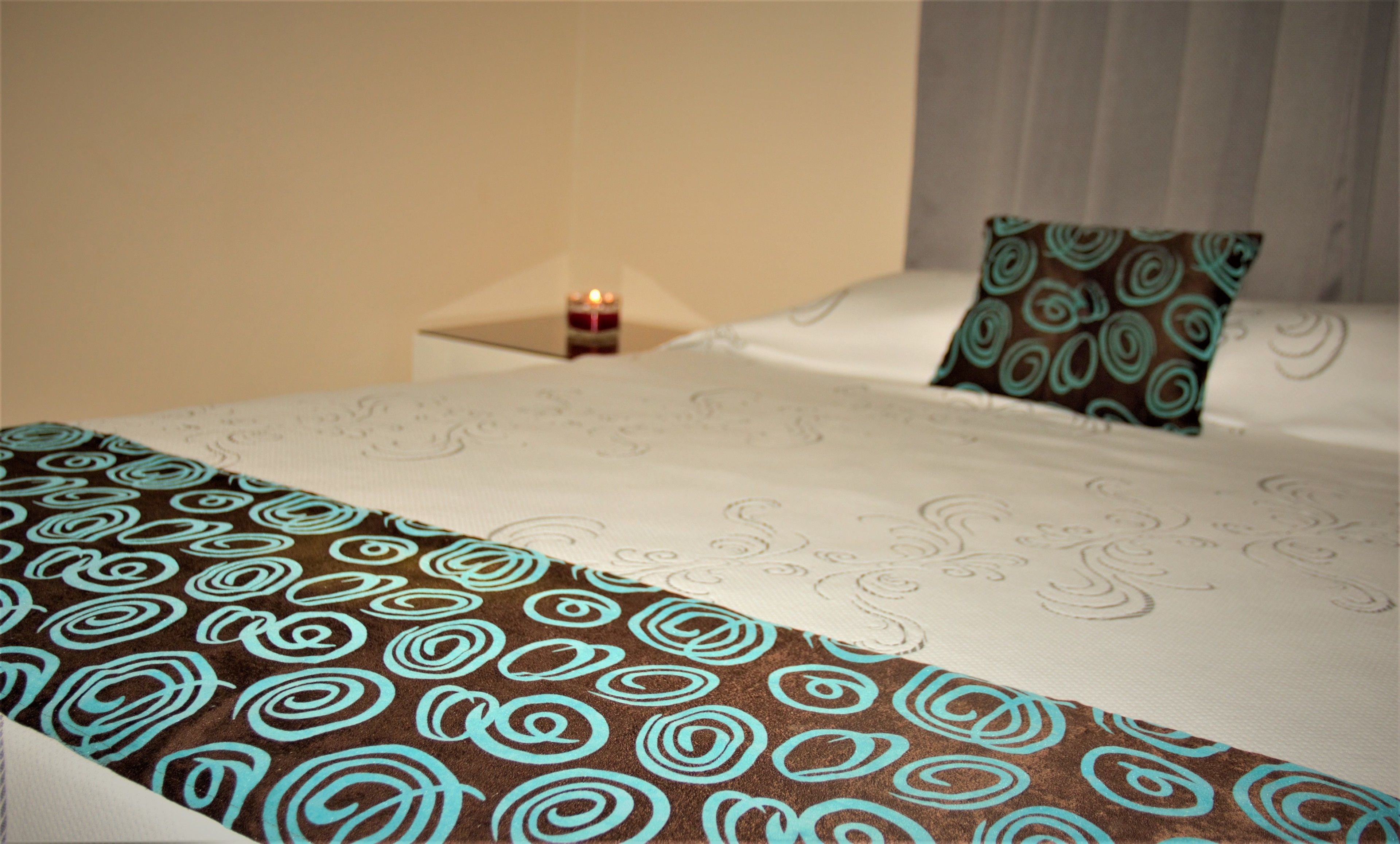 standard room, 1 queen bed | desk, iron/ironing board, rollaway beds, free wifi