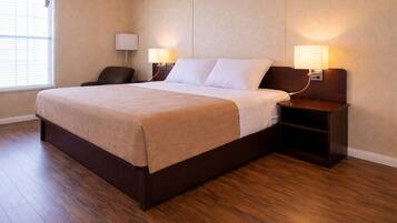 Superior-Zimmer, 1 Queen-Bett | Schreibtisch, Bügeleisen/Bügelbrett, Bettwäsche