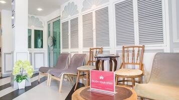 Sala de estar en el lobby