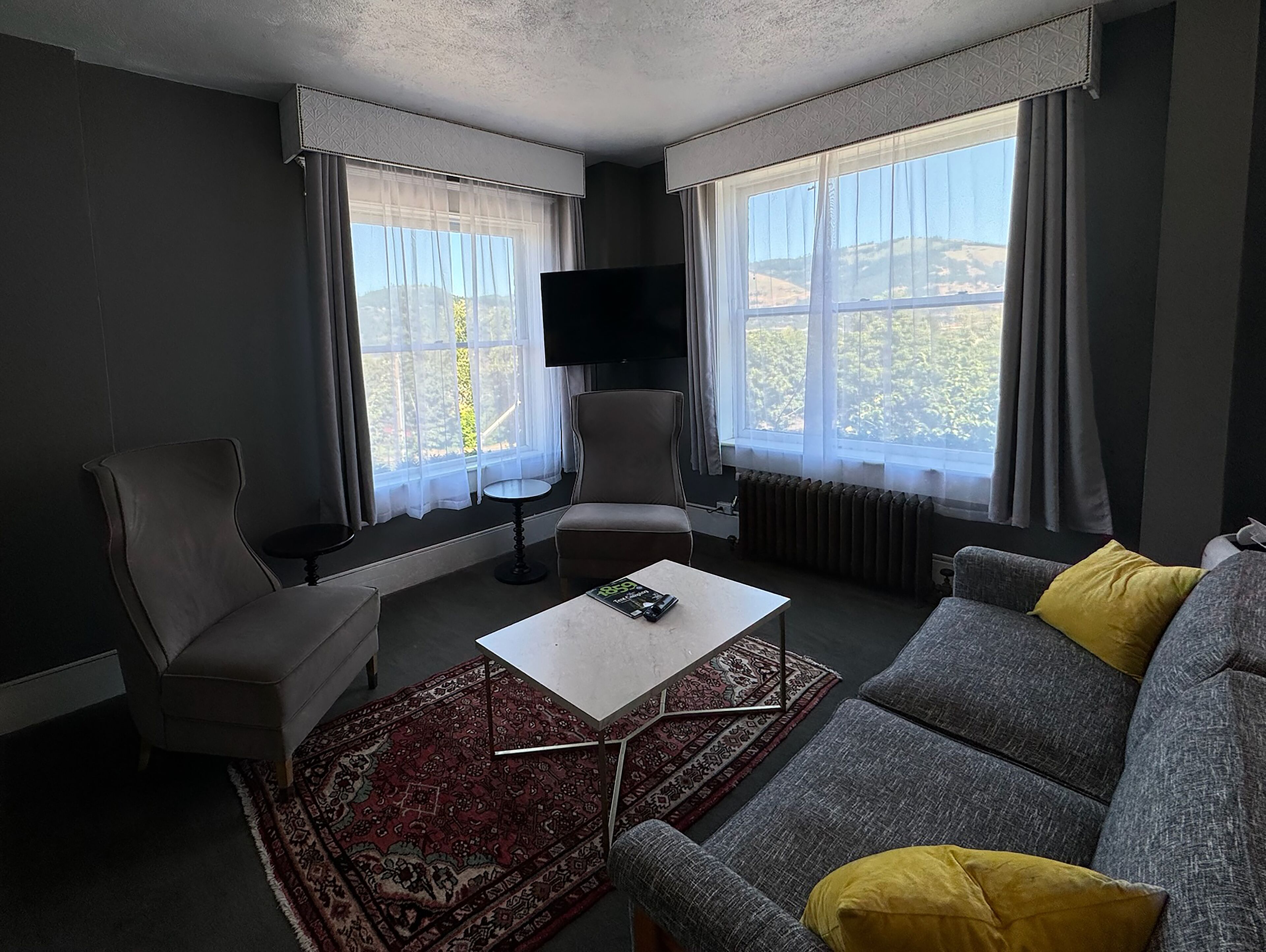 家庭套房 | 迷你吧、書桌、免費無線上網、床單