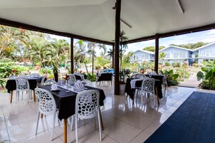 4 间餐厅，供应早餐