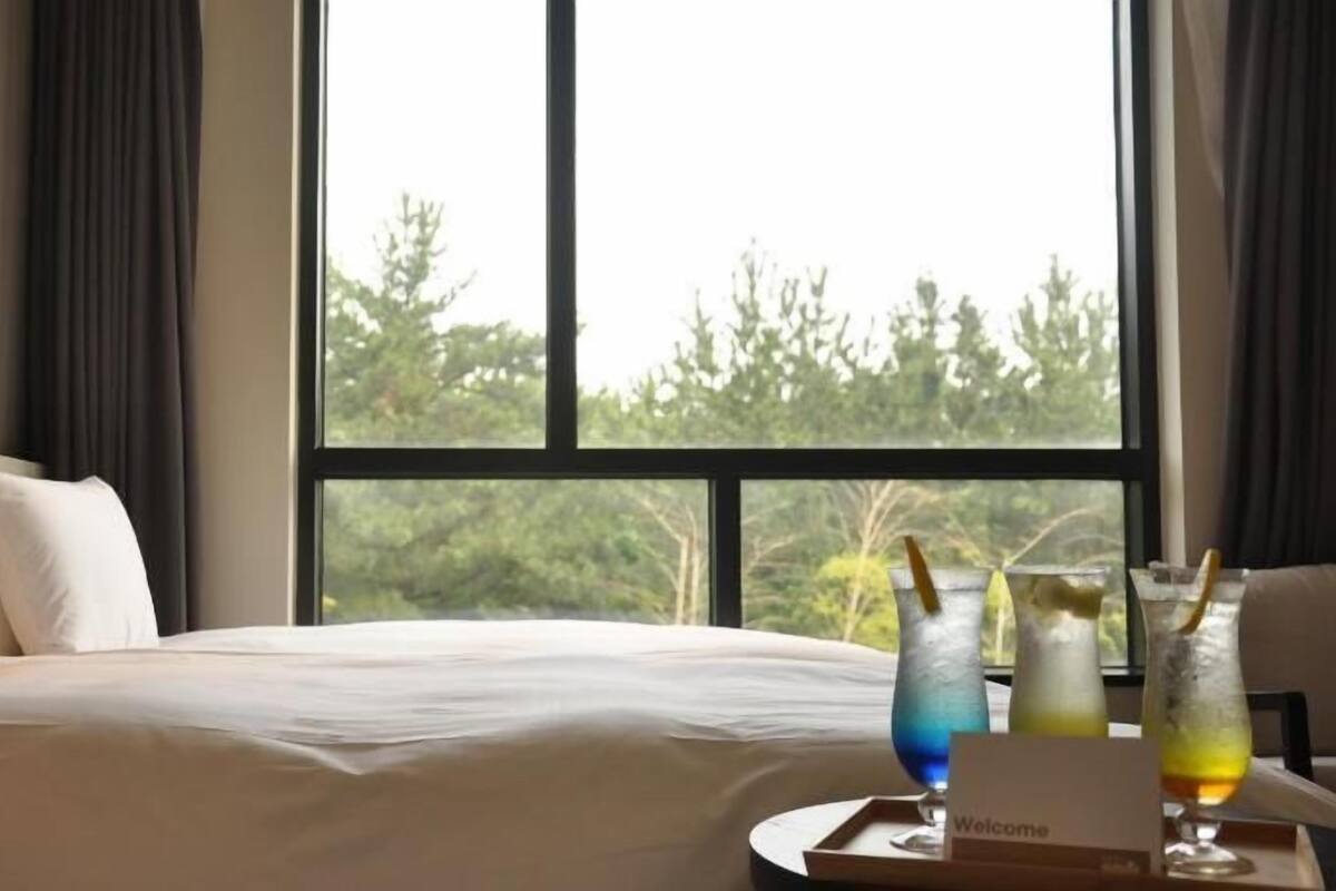 In-room safe, blackout curtains, soundproofing, free WiFi