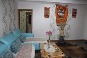 Coin salon dans le hall