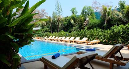 Phuket Seaview Resotel