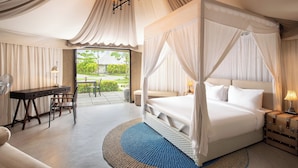 Tent, 1 Katil Raja (King), Garden View | Pemandangan dari bilik