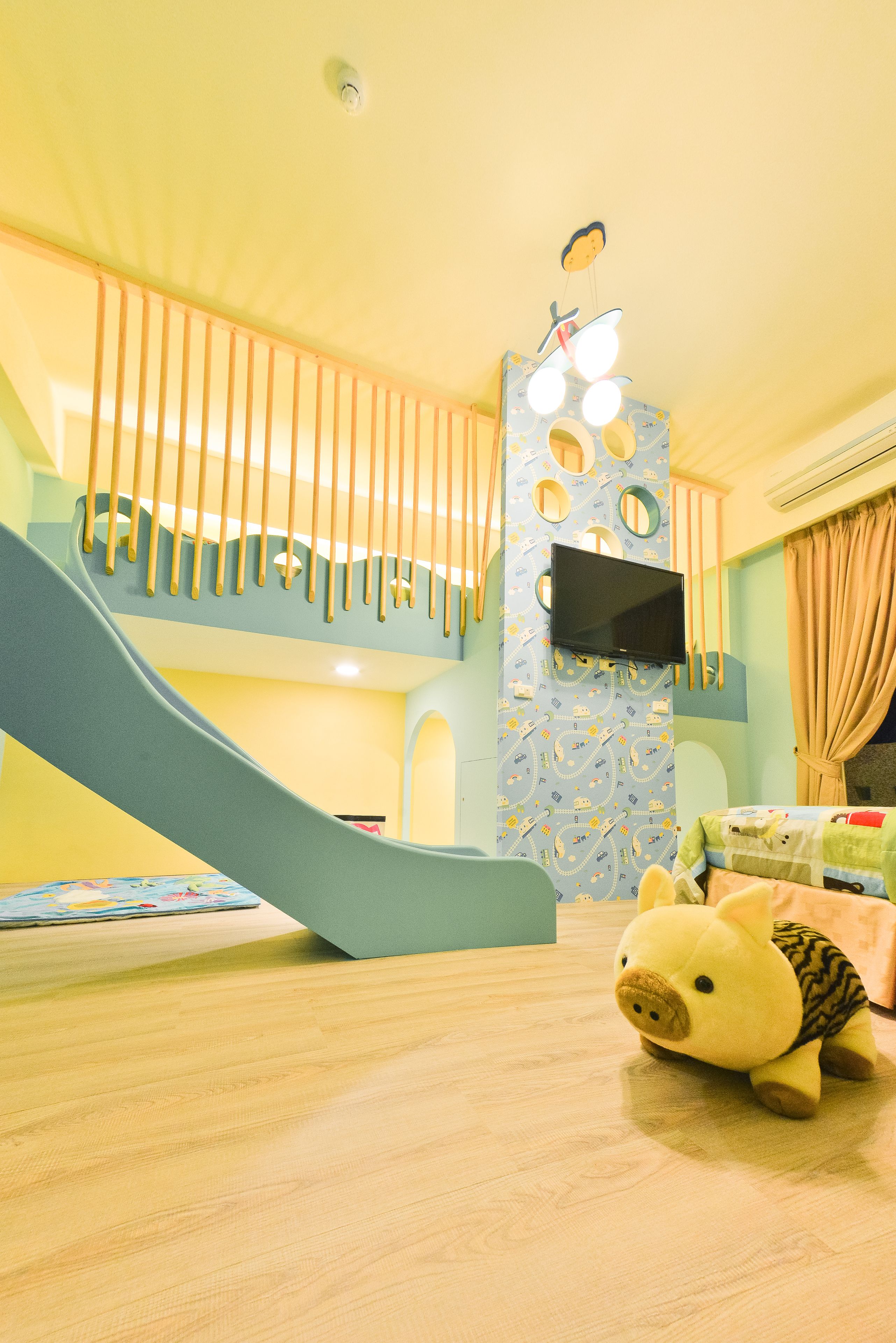 Family Room | Children's theme room