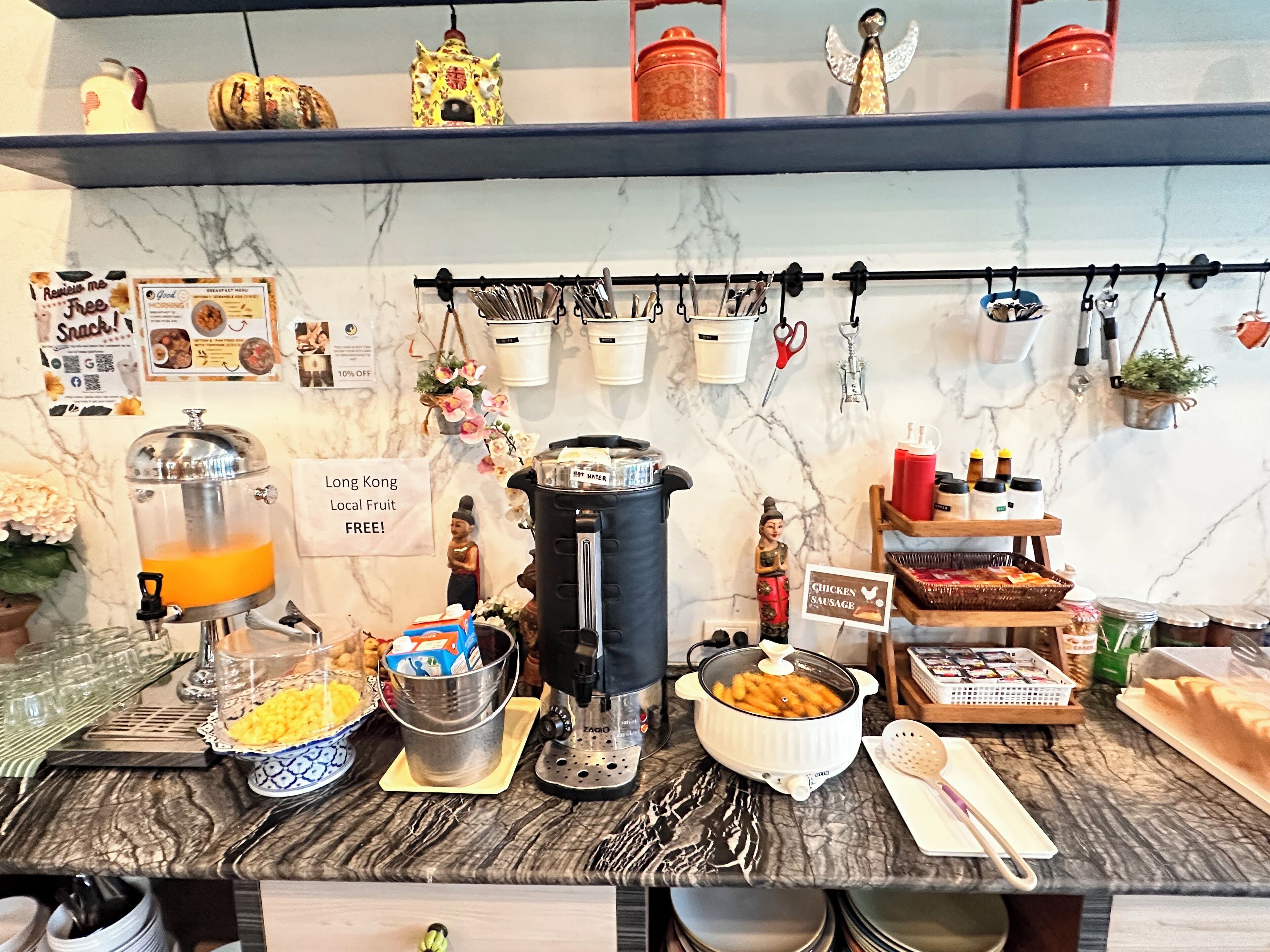 Free daily self-serve breakfast