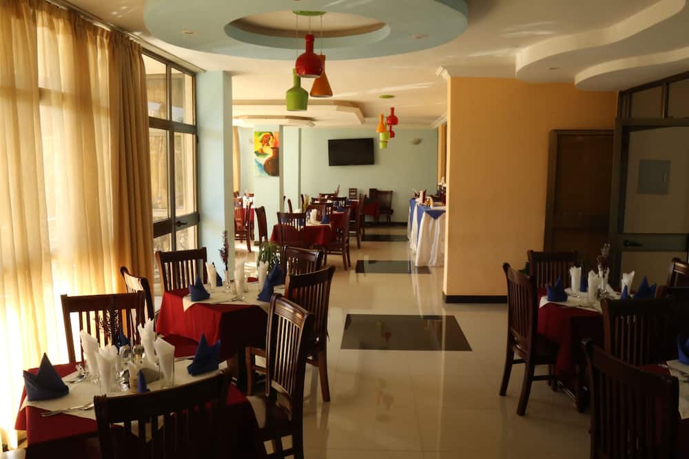 Lake Mark Hotel