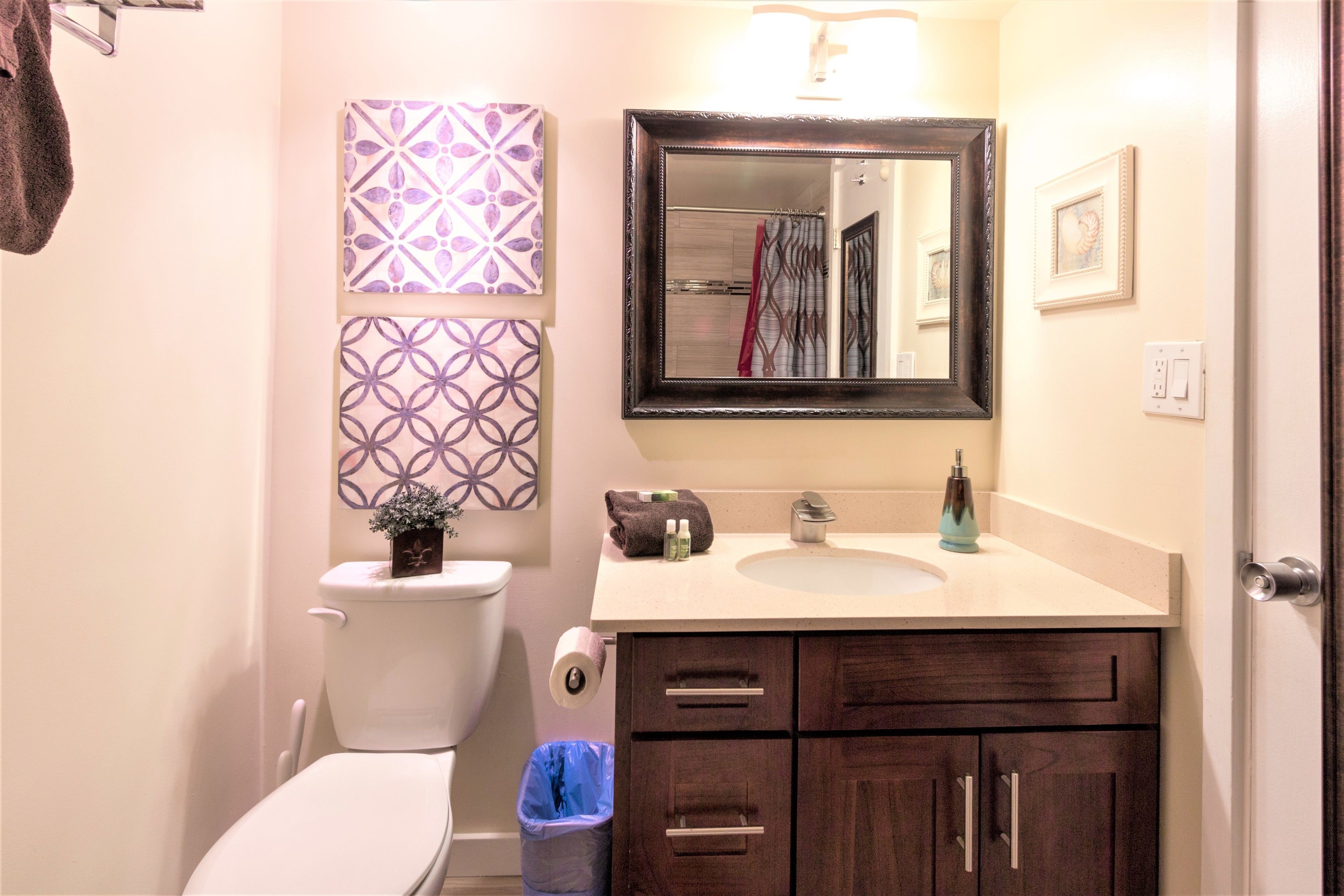 #1907 - the ali'i studio with full kitchen | bathroom | free toiletries, hair dryer, towels, soap