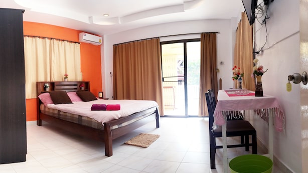 Standard Room in Pool Villa | 책상, 무료 WiFi