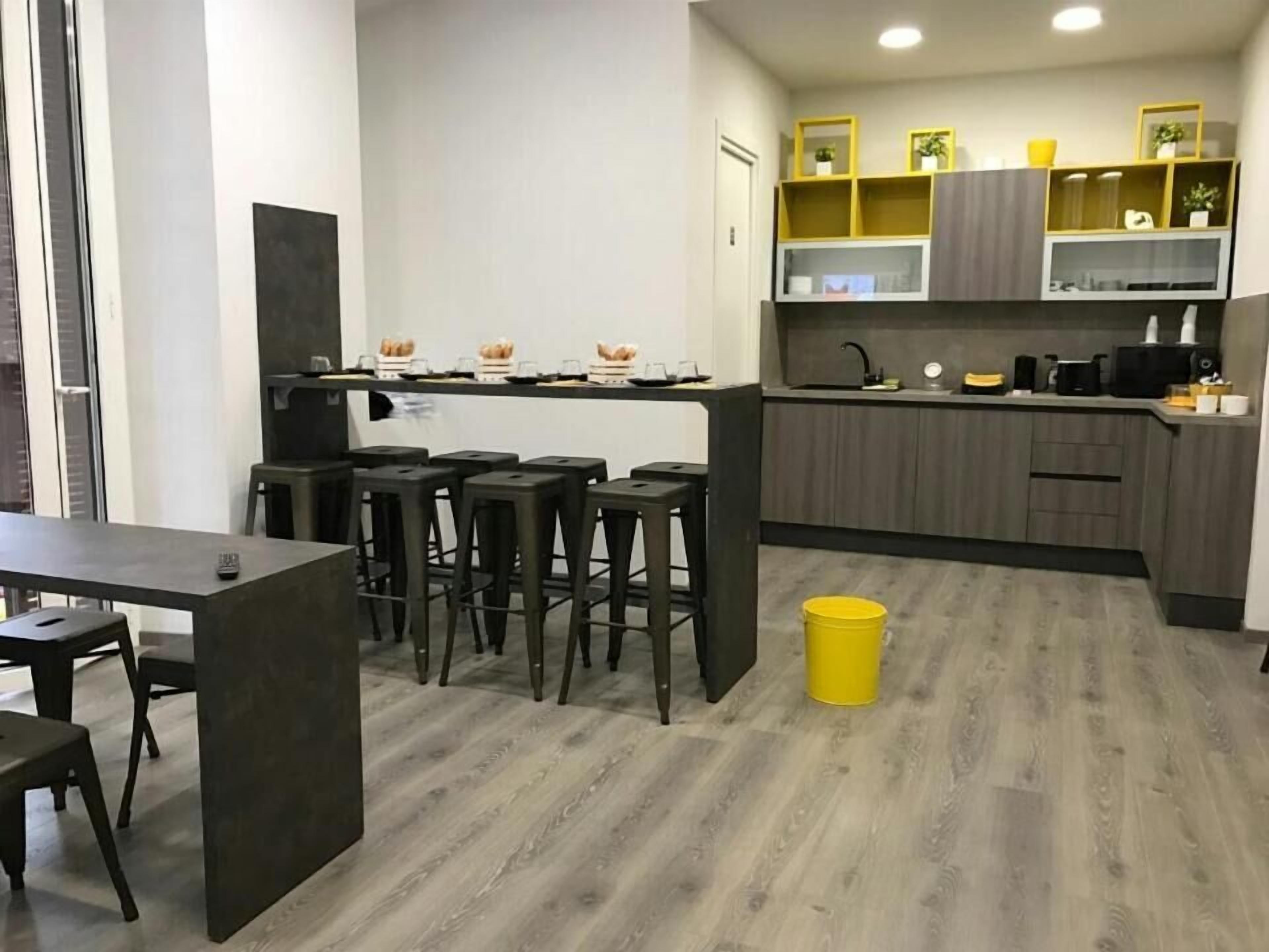 Foto - Sensation House