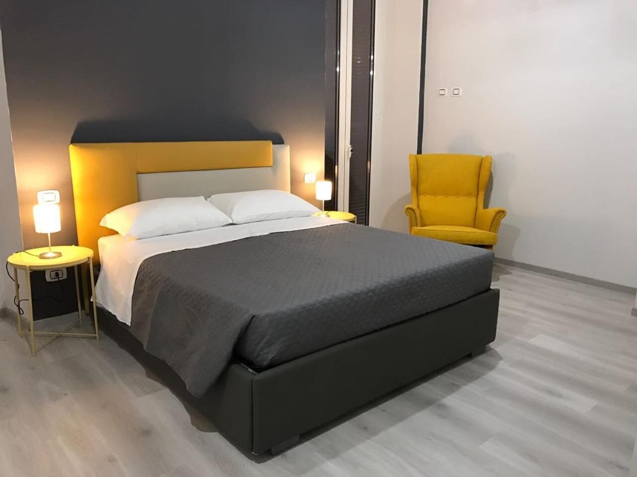 Foto - Sensation House