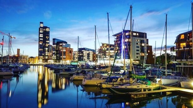 City view from property -  Smart Apartments - Atlantic Mansions (Southampton)
