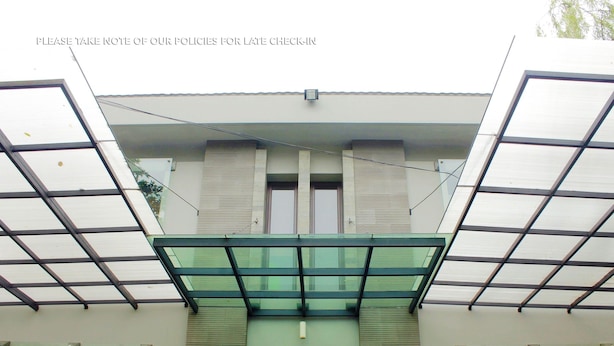 Front of property - ZEN Rooms Setiabudi 15 (Jakarta)