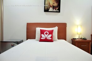 Single Room | Desk, free WiFi, bed sheets
