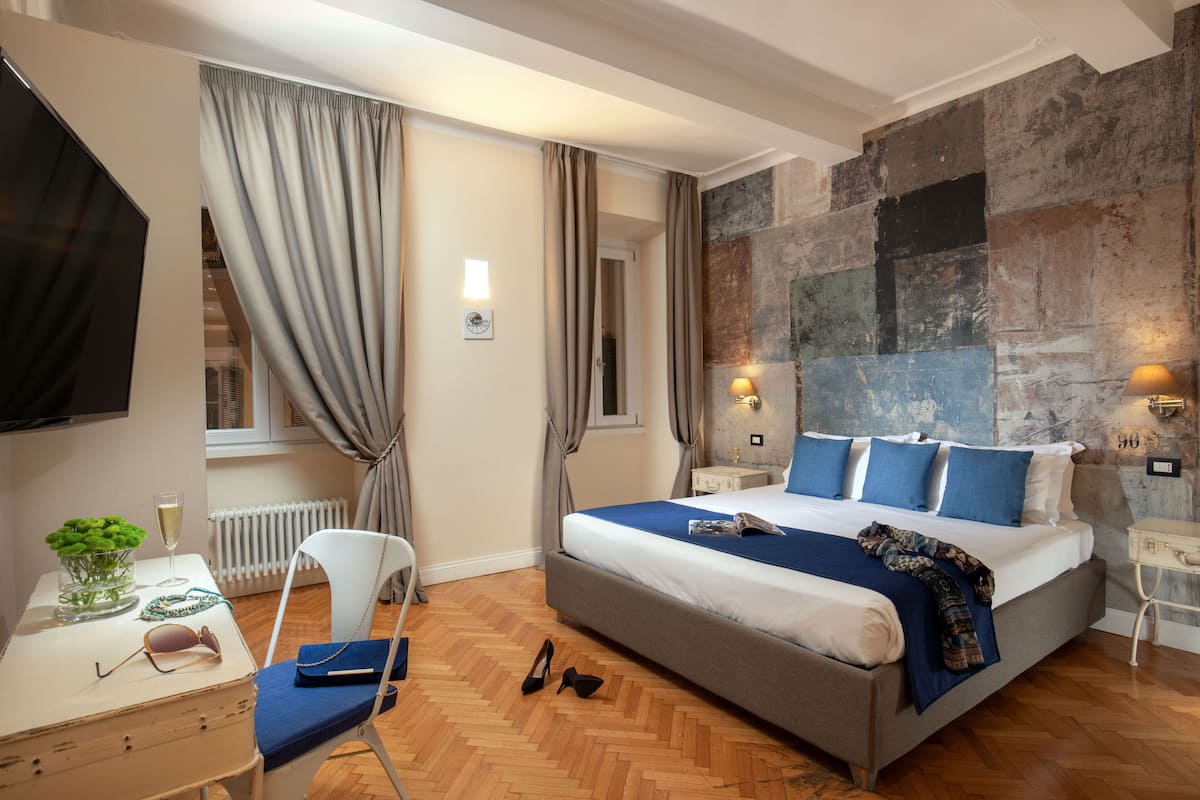 Superior Room | Premium bedding, minibar, in-room safe, desk