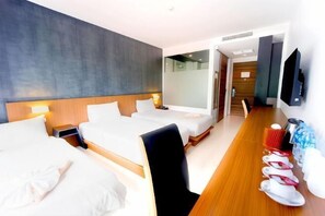 Minibar, nôi/giường cho trẻ sơ sinh 