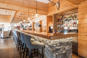 Bar (on property) - Hotel Spitzhorn (Saanen)