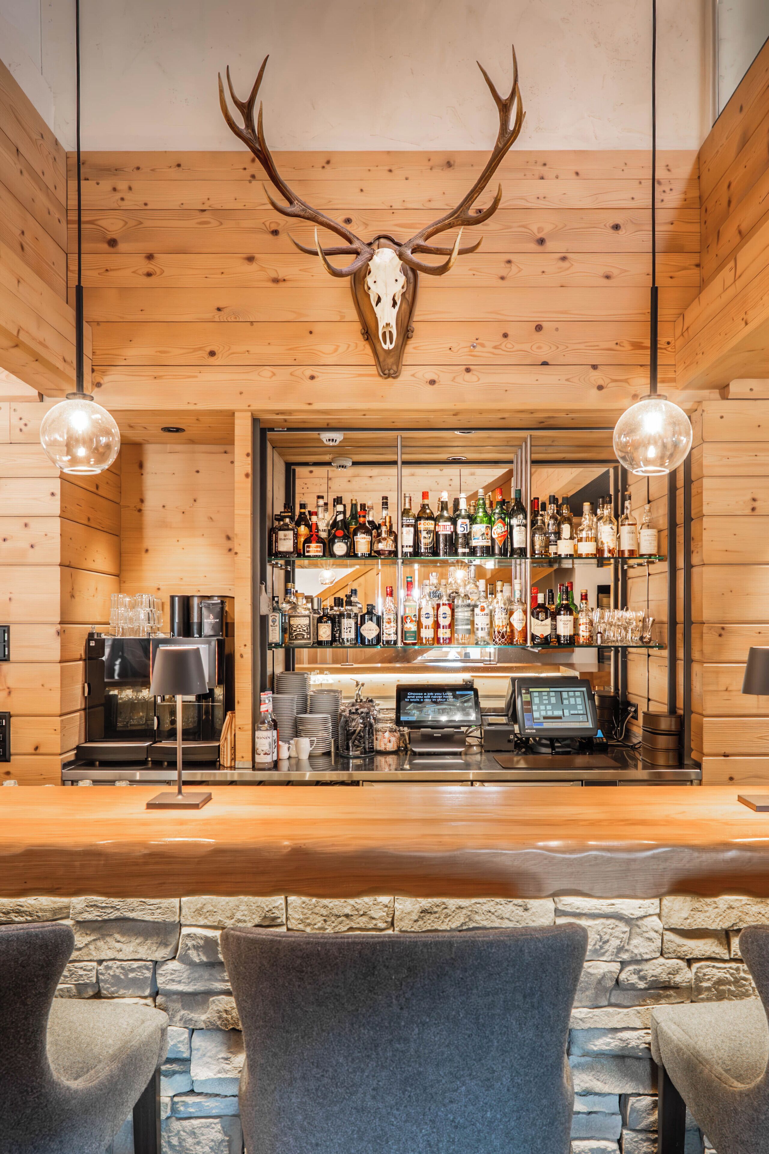 Bar (en la propiedad)