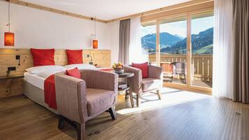 Junior-Suite, Balkon, Bergblick