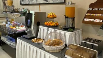 Kontinental morgenmad hver dag (200 CZK pr. person)