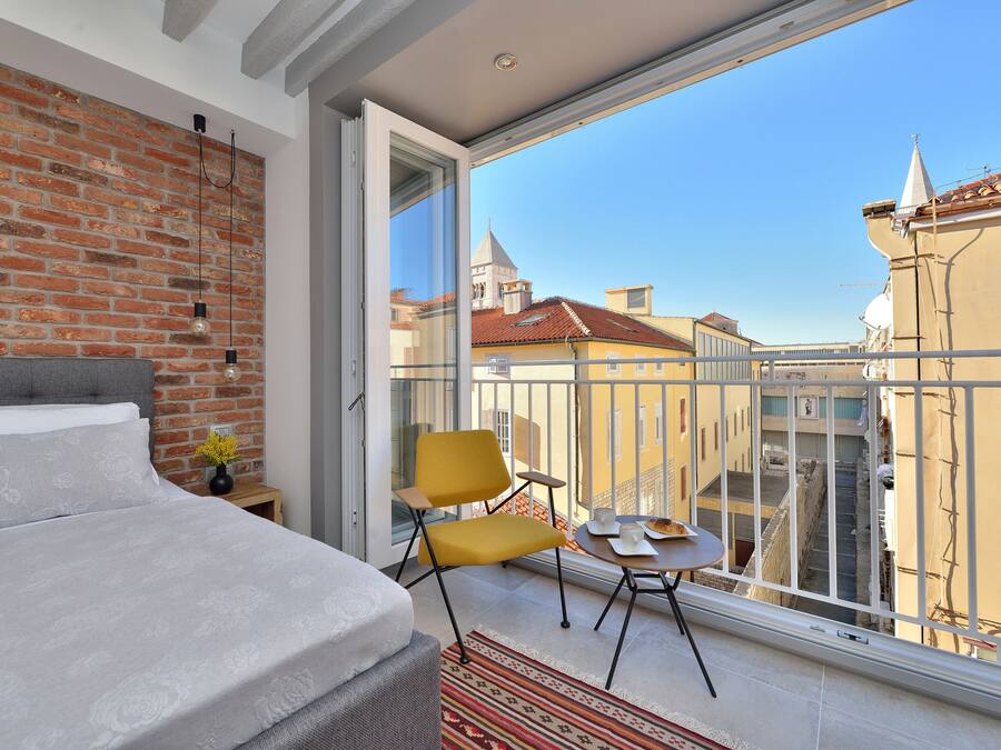 Double Room, City View | Balcony
