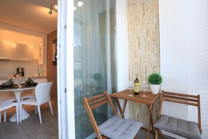 Appartement, 1 chambre, balcon | Balcon