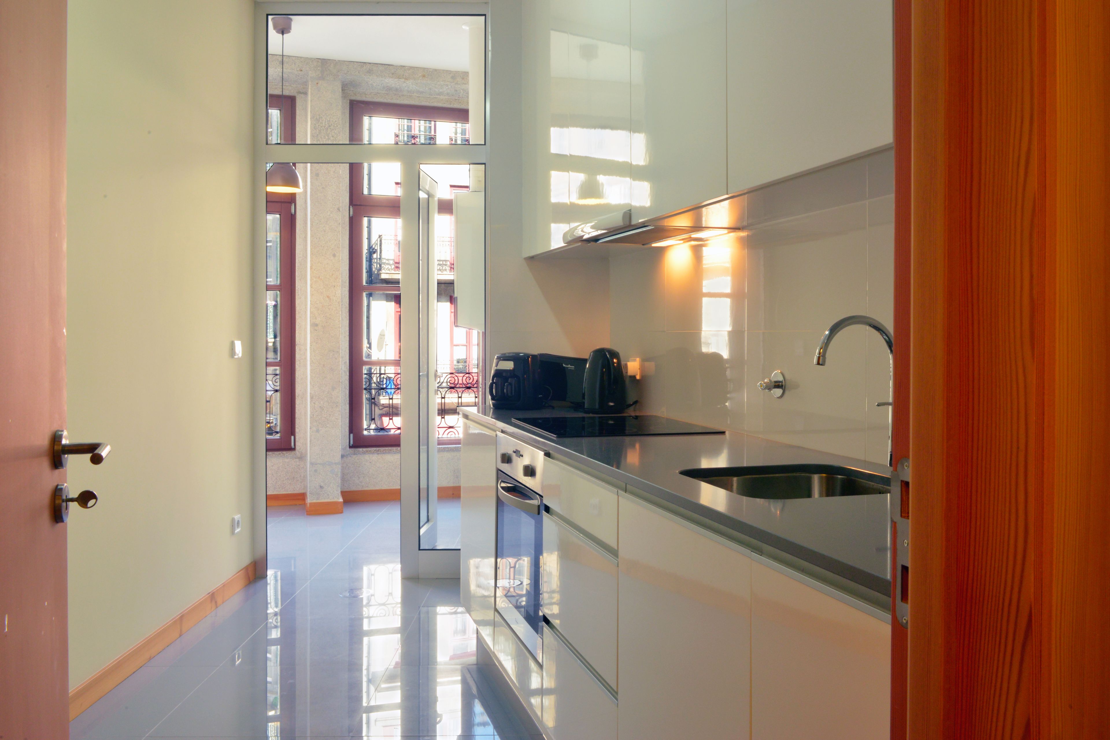 Superior Apartment, 1 Bedroom | Private kitchen | Fridge, microwave, oven, stovetop