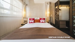 Quarto (Heritage Double) | Frigobar, cofres nos quartos, escrivaninha