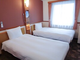 Escritorio, espacio para trabajar con un portátil, wifi gratis