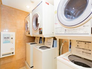 Laundry room - Toyoko Inn Fujisan Numazu Station Kita 2 (Numazu)