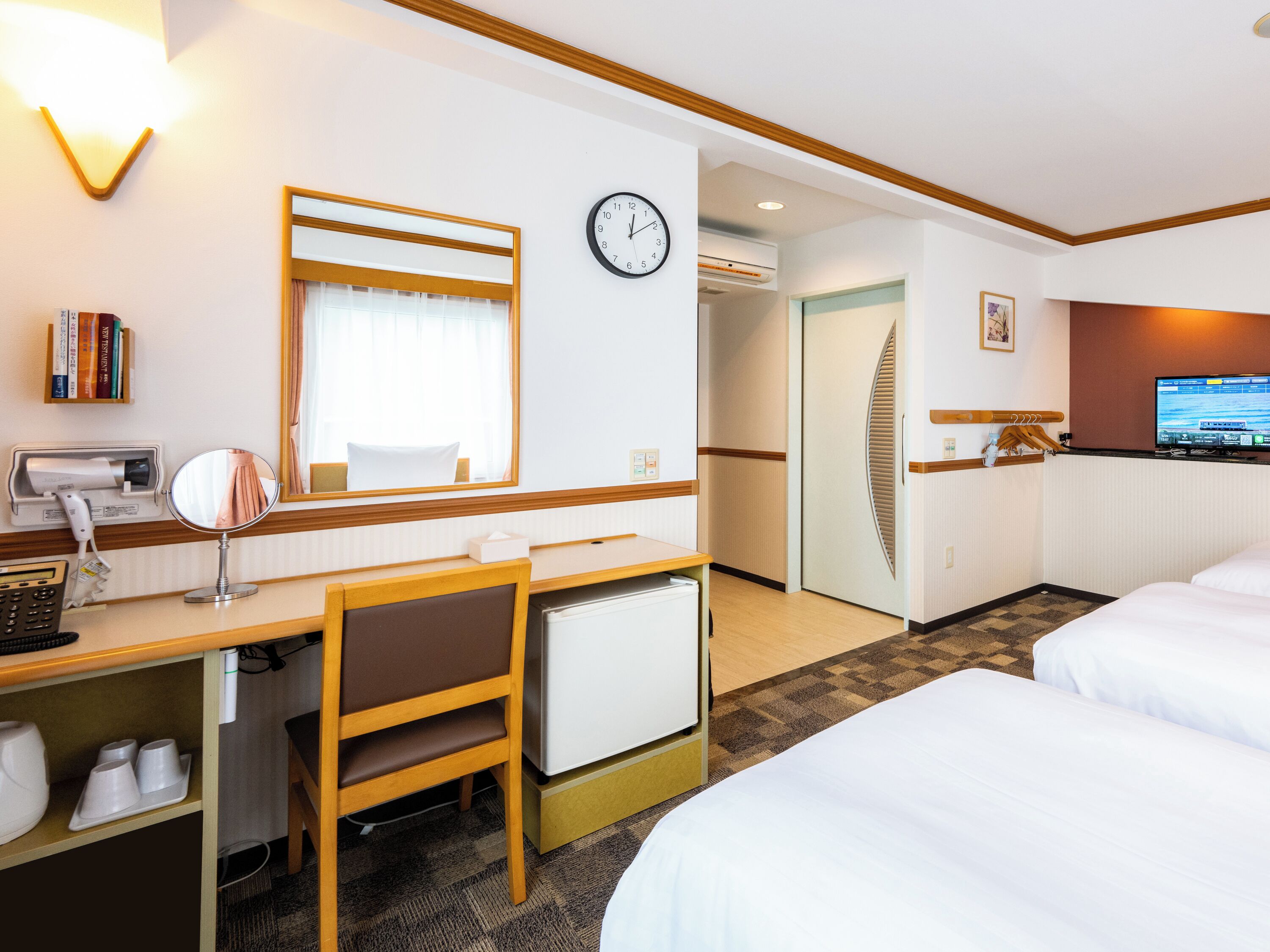 desk, blackout curtains, free wifi, bed sheets