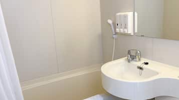 Combined shower/tub, slippers, electronic bidet, towels
