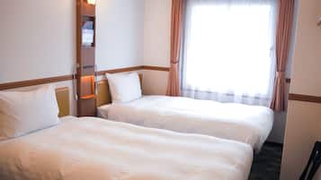 Desk, blackout drapes, iron/ironing board, free WiFi