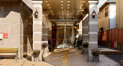 Toyoko Inn Yokohama Shinkoyasu Ekimae