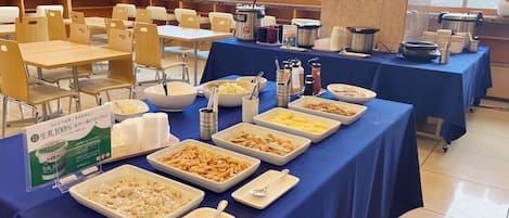 Petit déjeuner buffet compris tous les jours