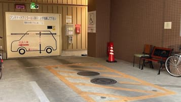 自助泊车 1000 每晚