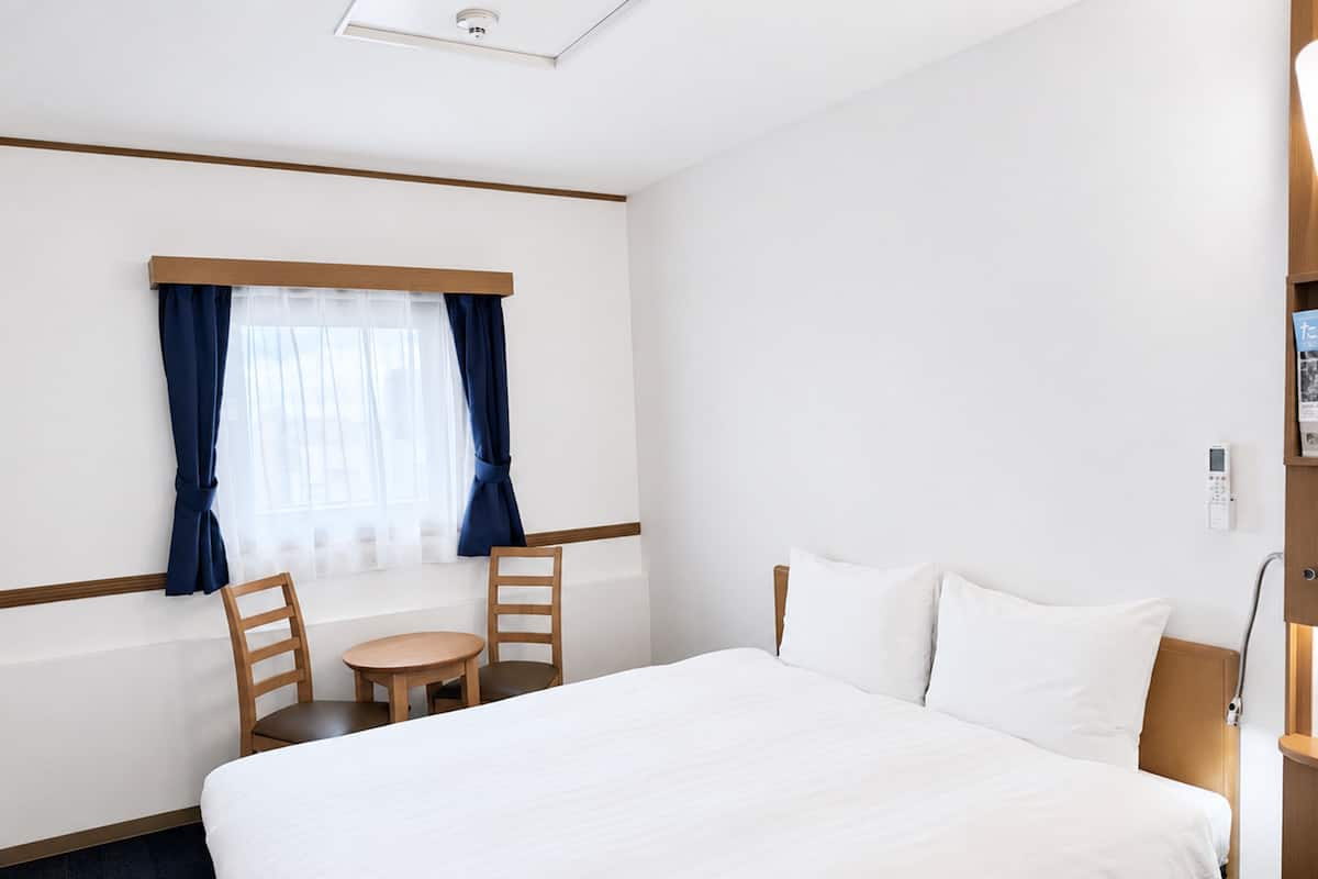 Desk, blackout curtains, free WiFi, bed sheets