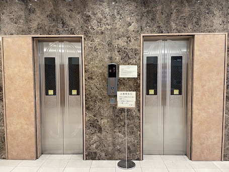 Lift. Toyoko Inn Kagoshima Temmonkan No.2