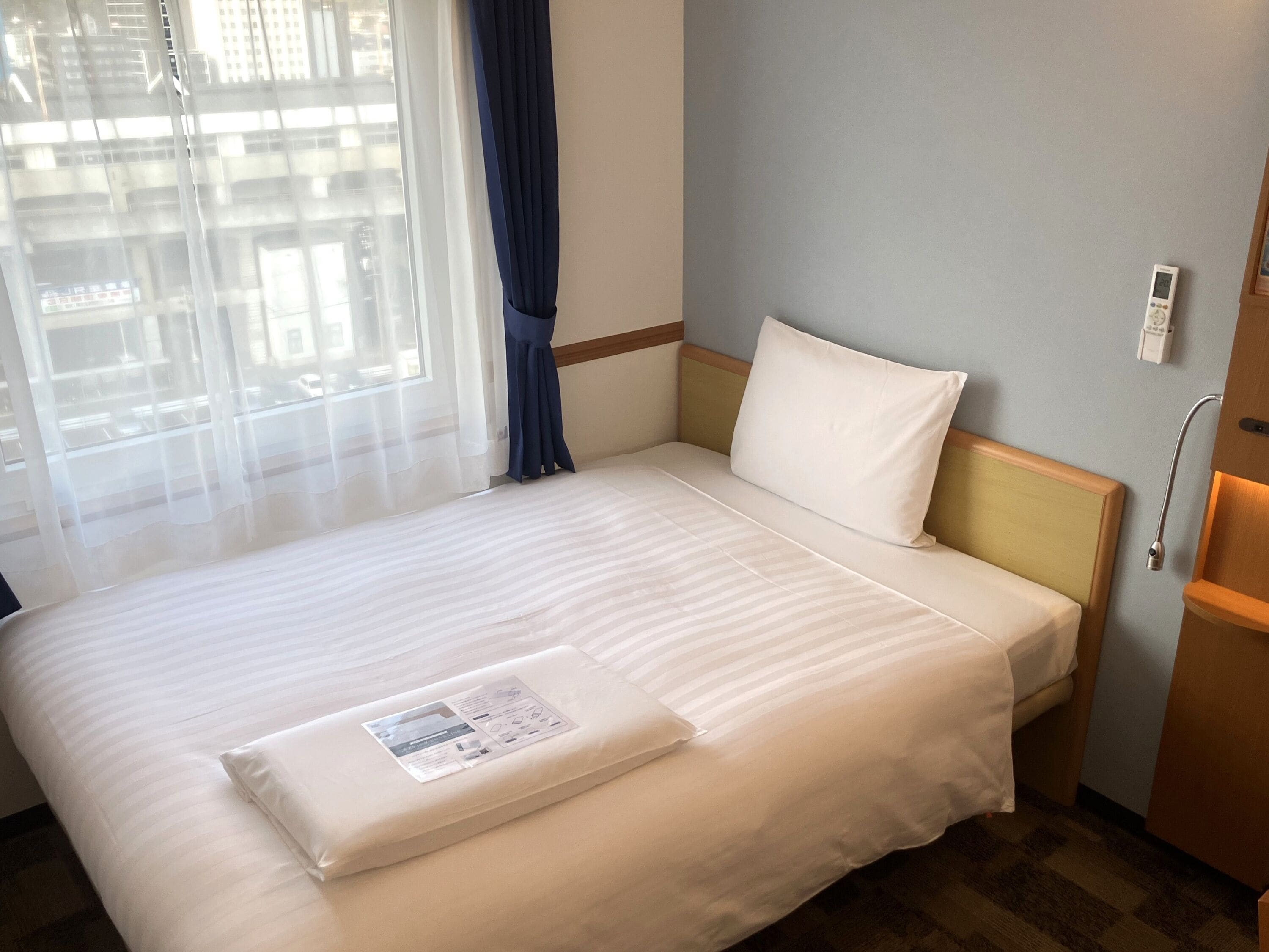 Premium eenpersoonskamer, niet-roken | Een bureau, gratis wifi, beddengoed