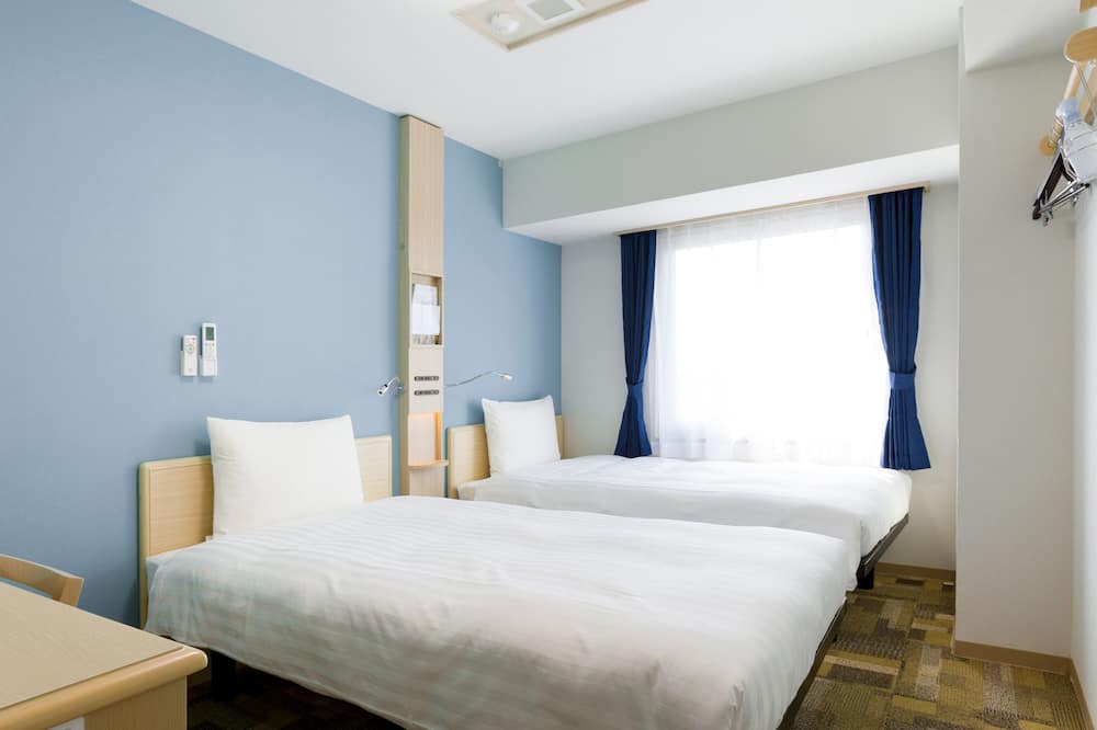 Toyoko Inn Ikebukuro Kitaguchi 1