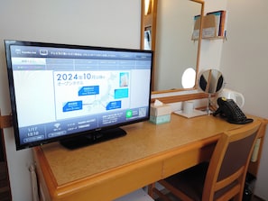 1 bedroom, desk, laptop workspace, blackout curtains