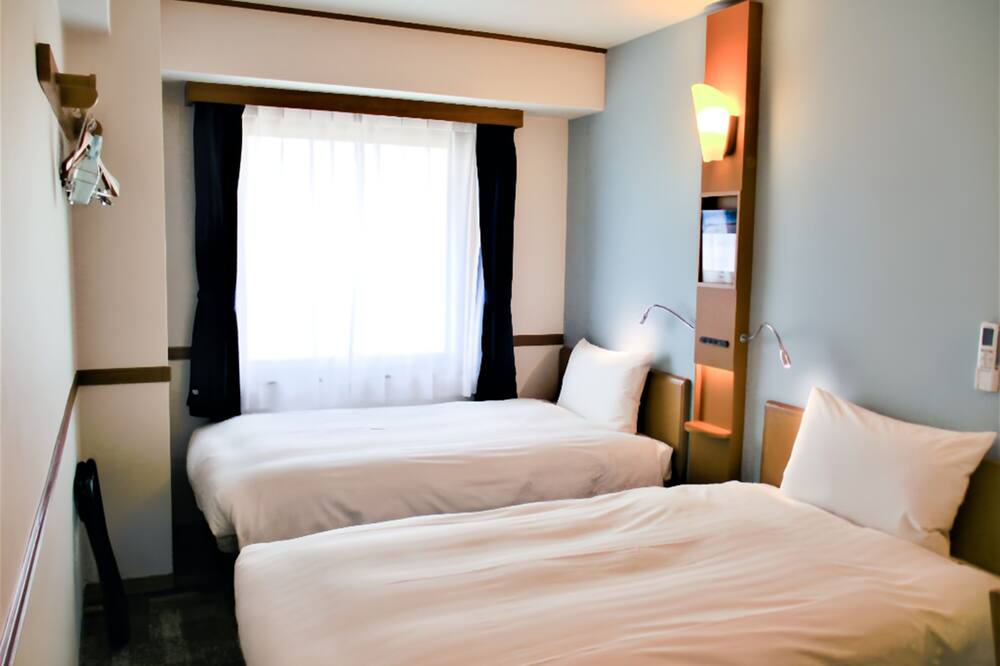 Toyoko Inn Tokyo Korakuen Bunkyokuyakusho Mae