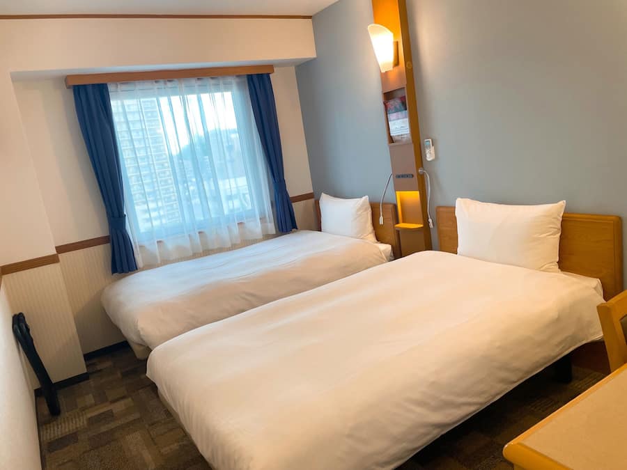 Escrivaninha, Wi-Fi de cortesia, roupa de cama